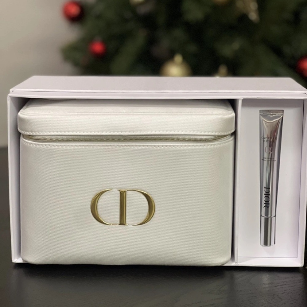 Dior Cream Cosmetic Bag with Silver wrinkle corector